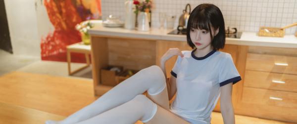 《我的老板女朋友是恋爱脑》小说章节目录精彩试读 孟斯年江薇小说阅读