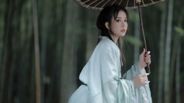 江夏李思桐狂吃不饱，我就是最强正派！全部章节目录