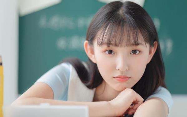 周爱华港生免费阅读 港综：枭雄首富，从洪兴船王开始在线阅读
