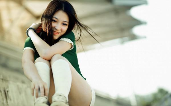 《报名下乡建设，看我一路狂飙》小说大结局精彩试读 季卫东钟灵儿小说阅读